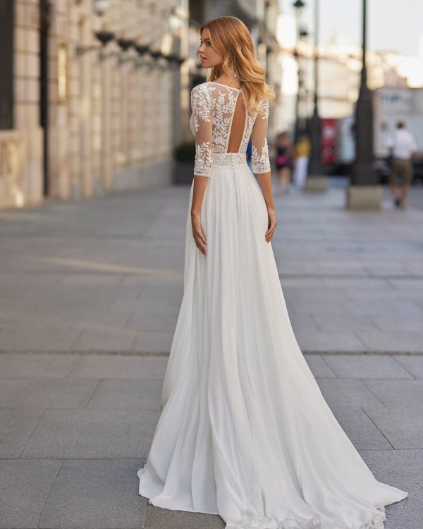 9S118 by Luna Novias - Image 2