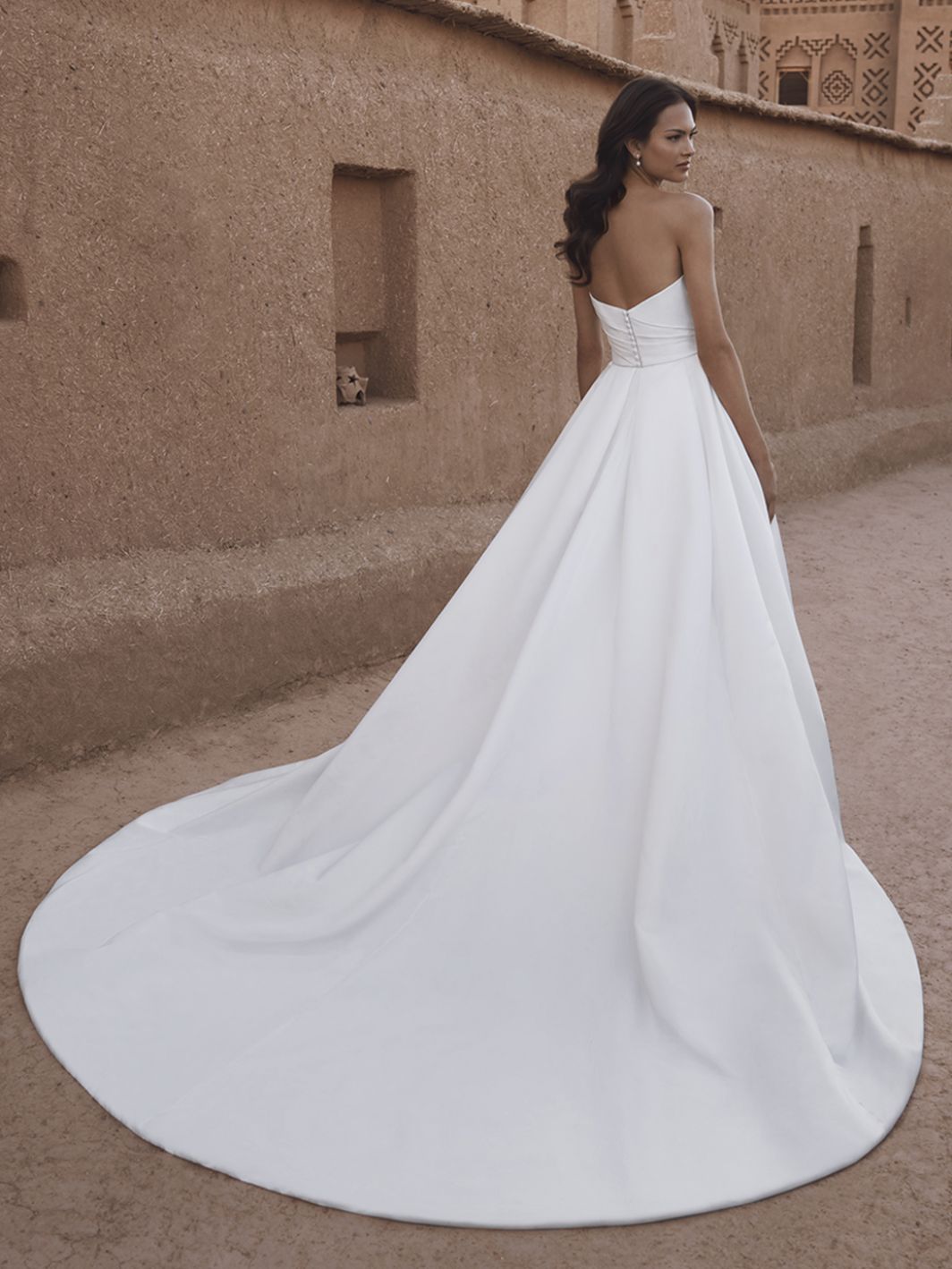 Tallulah by Enzoani Blue - Image 2